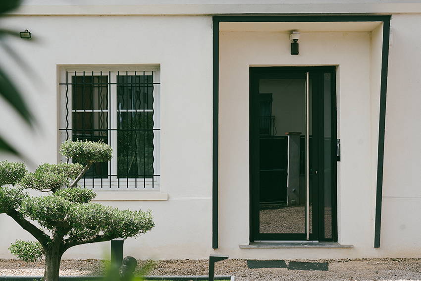 nrv maison bâtiment porte entrée